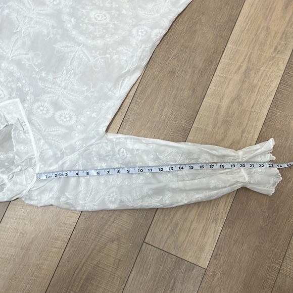 Natori Long  Flare Sleeve Sheer Floral White Embroidered Boho Dress Cover Up S - Picture 12 of 14